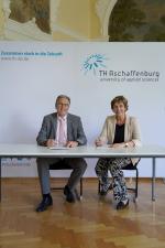  Oberbürgermeister Jürgen Herzing und Prof. Dr. Eva-Maria Beck-Meuth, Präsidentin der TH