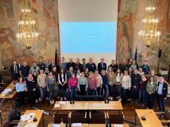  Gruppenbild im Großen Sitzungssaal